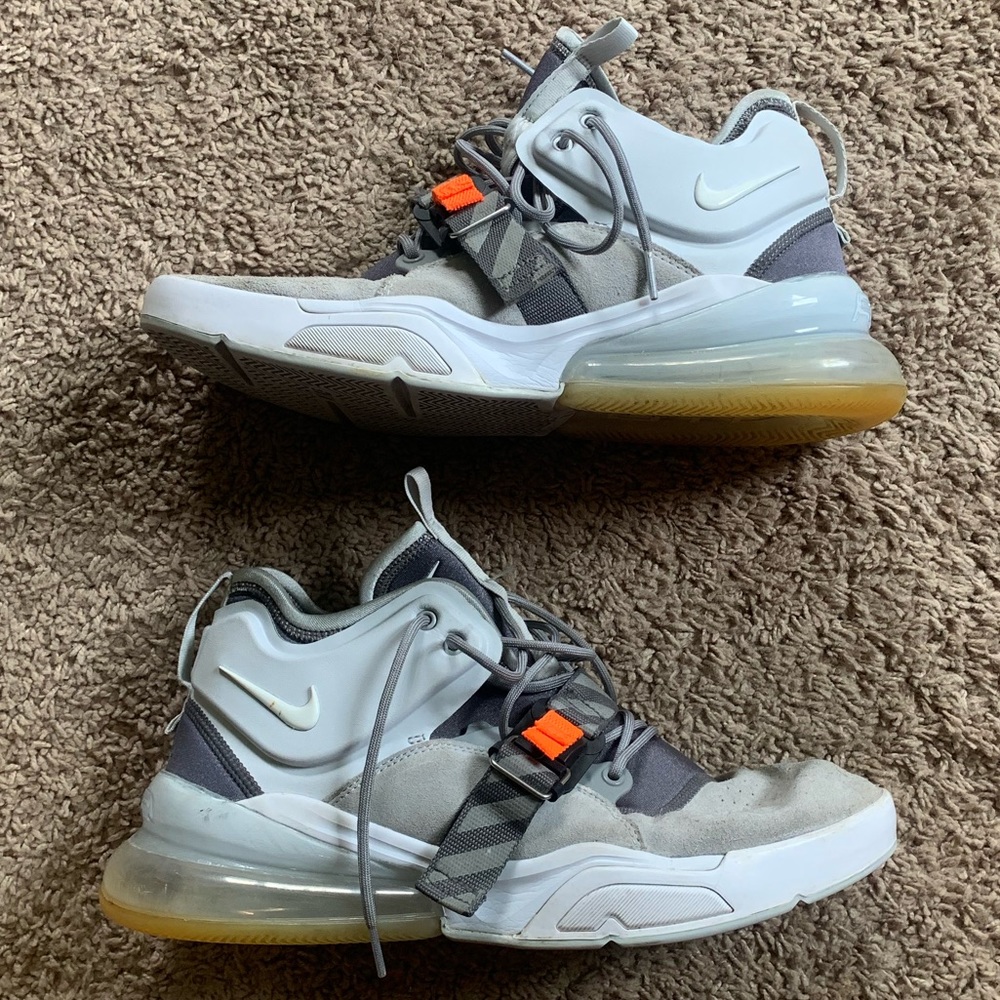 Nike Air force 270 wolf grey
